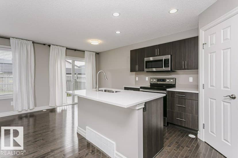 6849 Cardinal Li SW — photo 12 of 40