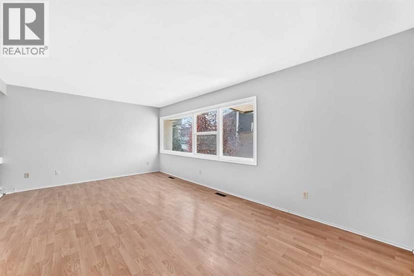 410 Brae Glen Crescent SW, Calgary, photo 7