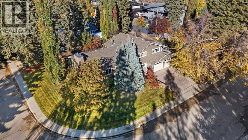 6526 Laurentian Way SW — photo 38 of 40