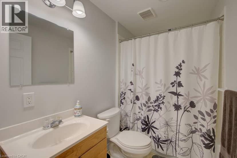 58D HARRIS Avenue — photo 35 of 40