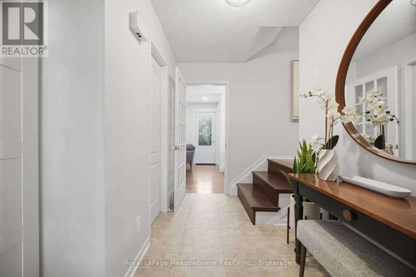 322 Kingsway Place, Milton, photo 6