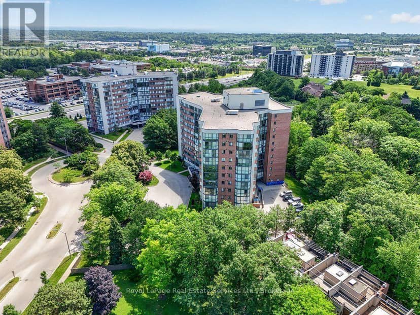 1105 - 1240 Marlborough Court, Oakville, photo 2