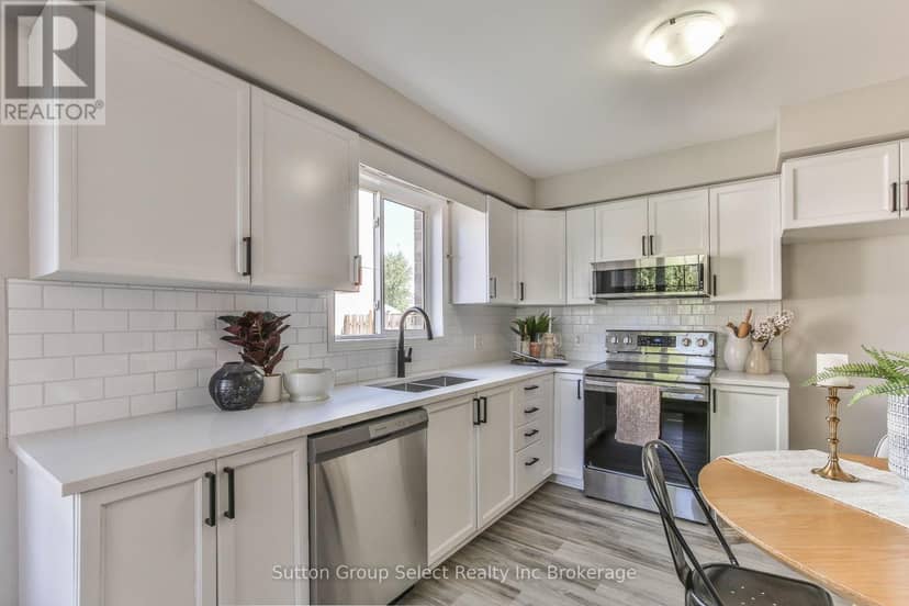 1106 Nellis Street — photo 12 of 30