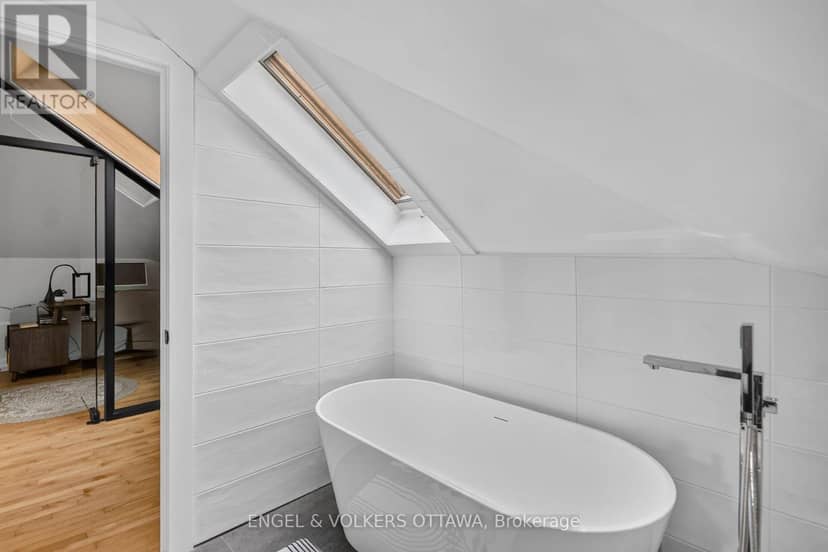 390 Princeton Avenue — photo 34 of 40