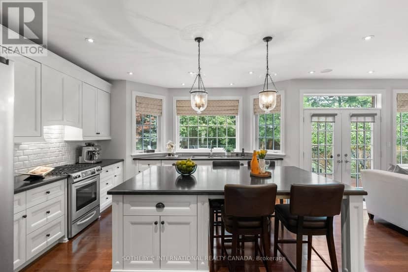 174 Ridley Boulevard, Toronto, photo 7