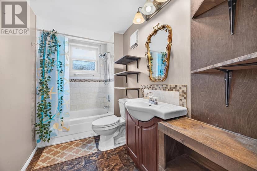 2149 COWAN Street — photo 15 of 39
