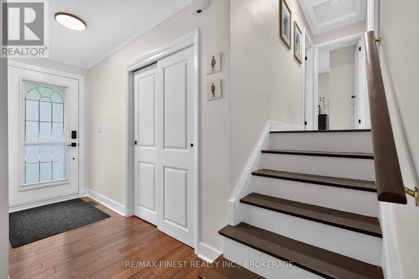 89 Sunset Boulevard — photo 16 of 40
