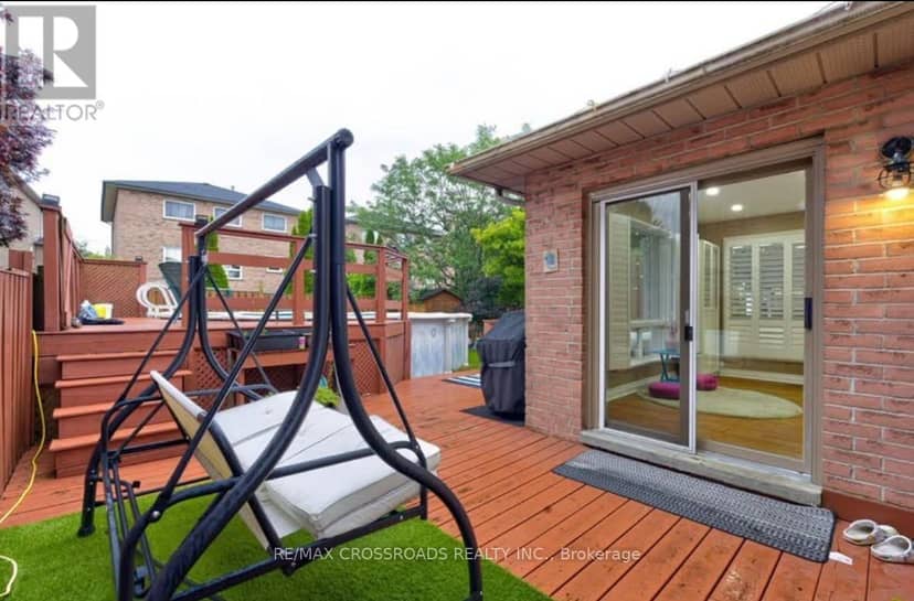 11 Murkar Crescent — photo 40 of 40