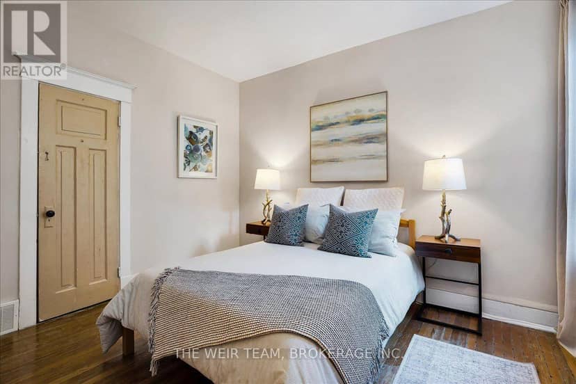 251 Ashdale Avenue — photo 13 of 22