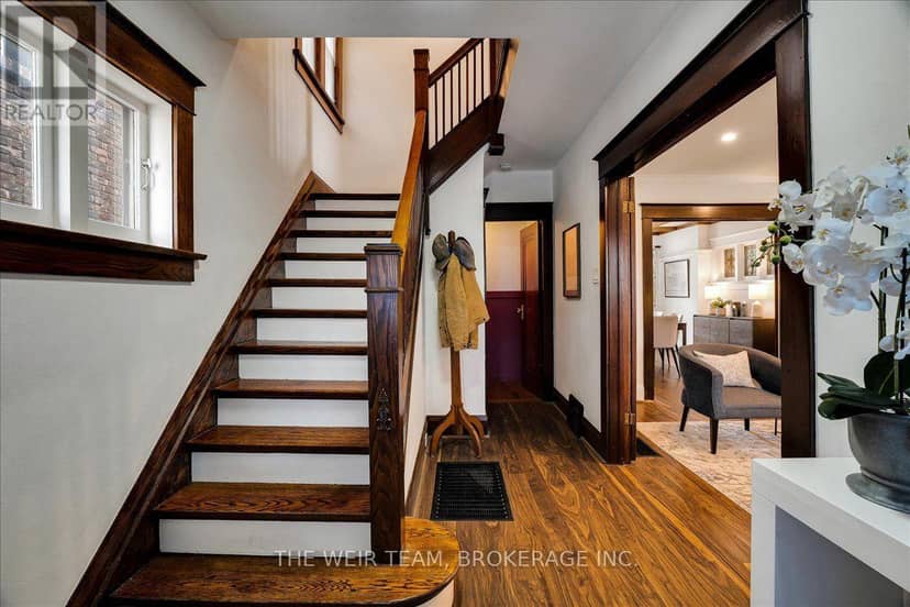 25 Oak Park Avenue, Toronto, photo 3