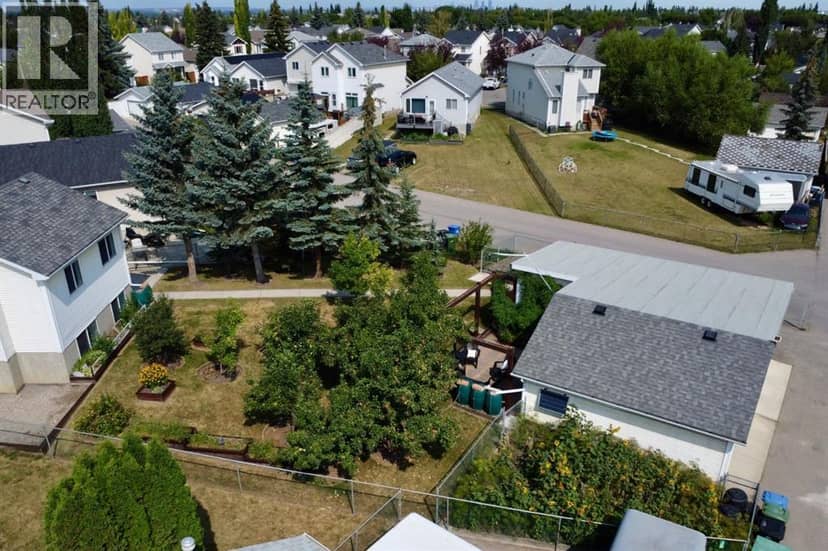 246 Mt Lorette Place SE — photo 37 of 40