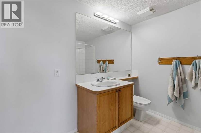 246 Mt Lorette Place SE — photo 26 of 40