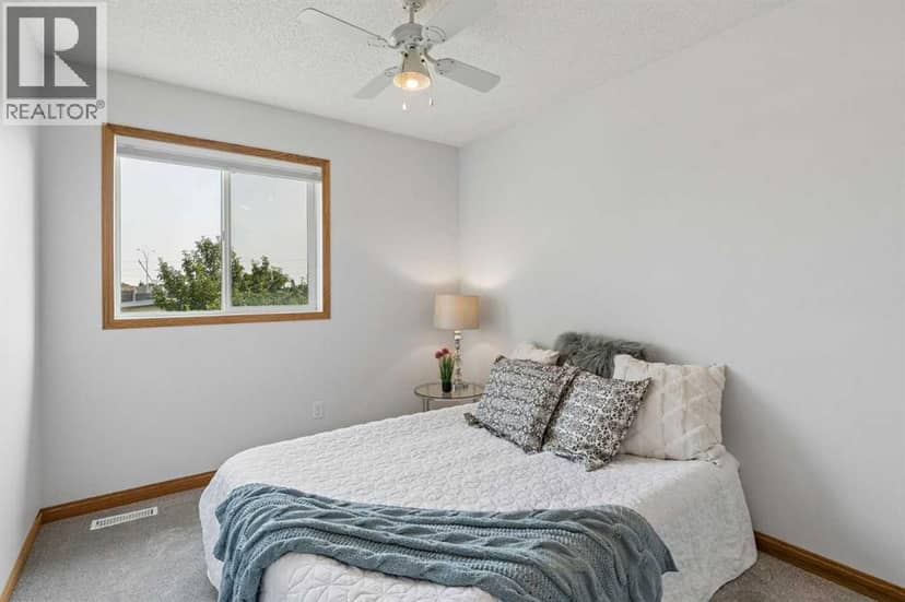 246 Mt Lorette Place SE — photo 19 of 40