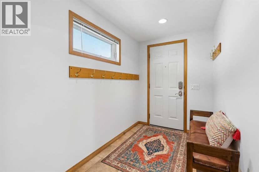 246 Mt Lorette Place SE — photo 14 of 40