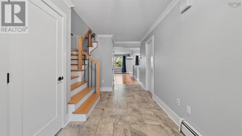 40 Walden Place, Bedford, photo 4