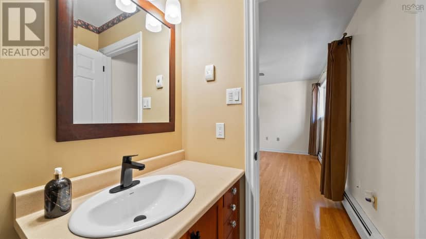 40 Walden Place — photo 26 of 40