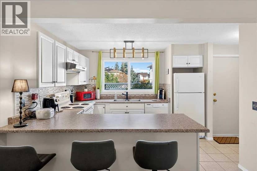 130 Woodmont Terrace SW — photo 10 of 34