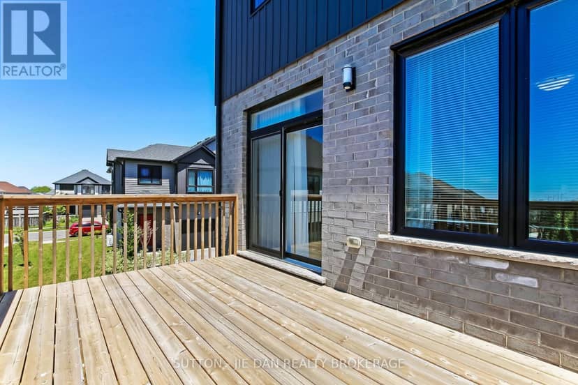 2 - 819 Kleinburg Drive — photo 23 of 24