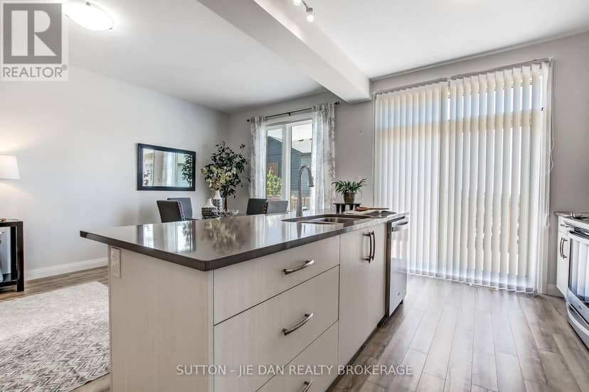 2 - 819 Kleinburg Drive, London North, photo 7