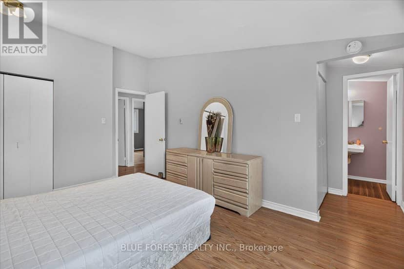 9 - 1460 Limberlost Road — photo 26 of 40