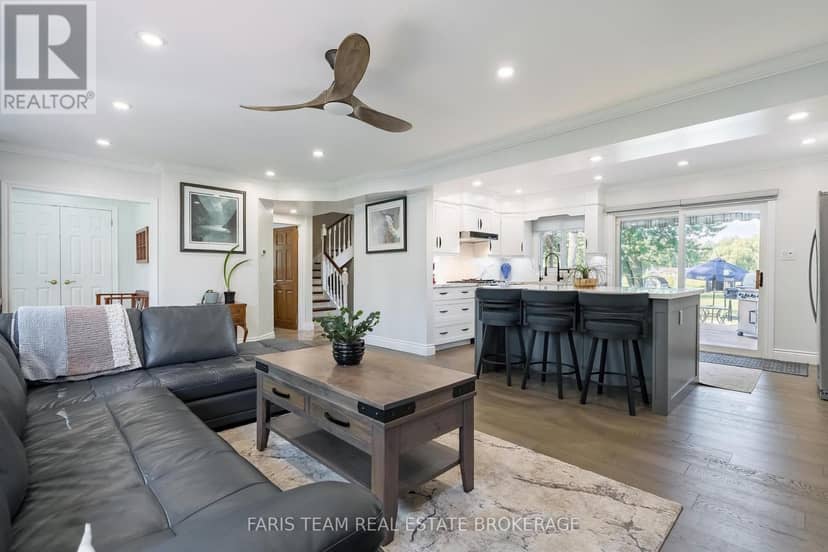 228 Bayshore Road — photo 12 of 40