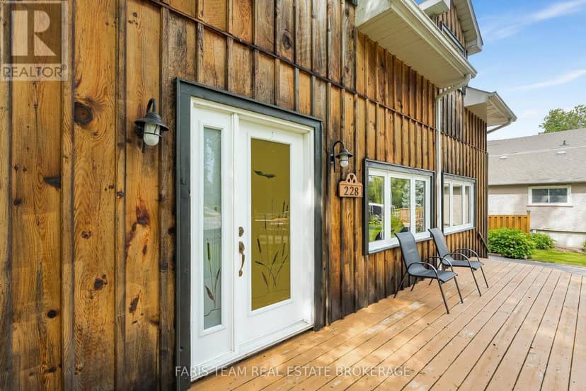 228 Bayshore Road, Innisfil, photo 3