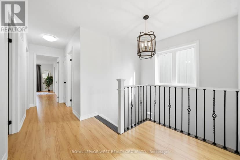 309 Greenwood Drive — photo 10 of 19