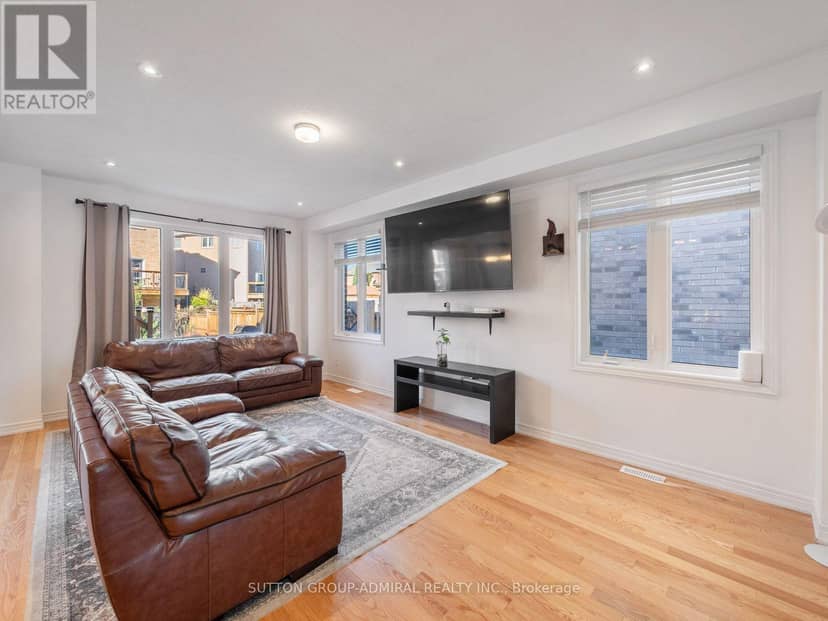 377 Busato Drive, Whitchurch-Stouffville, photo 7