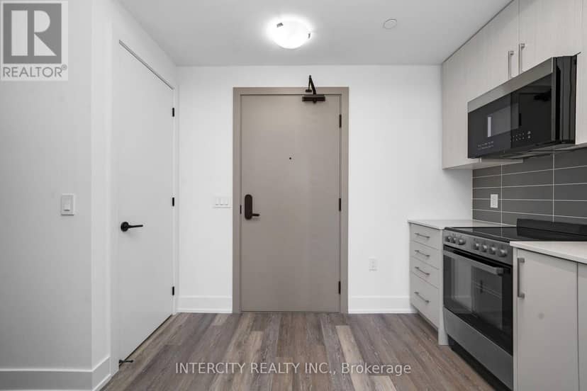 433 - 2075 King Road, King, photo 5