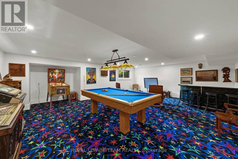 7385 Bank Street — photo 32 of 40