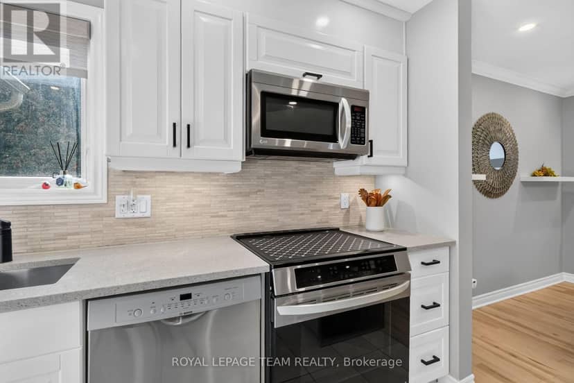14 - 12 Castle Harbour Court — photo 24 of 40