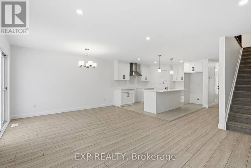 134 Elizabeth Street — photo 11 of 24