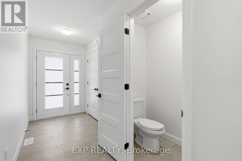 134 Elizabeth Street, North Dundas, photo 4