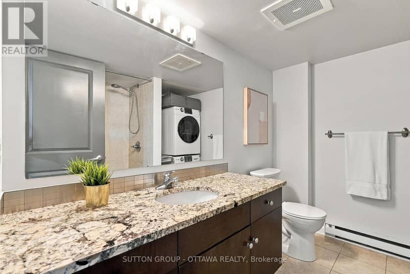 1012 - 138 Somerset Street W — photo 17 of 25