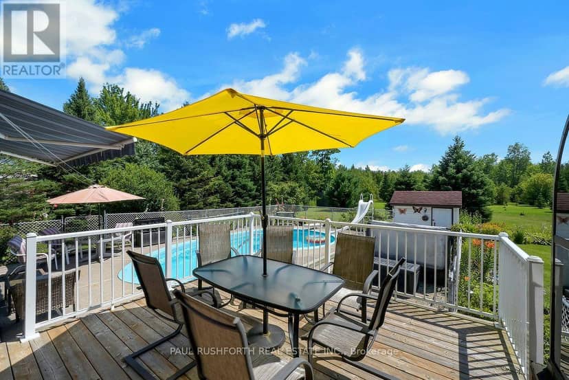 2362 Russland Road — photo 37 of 40
