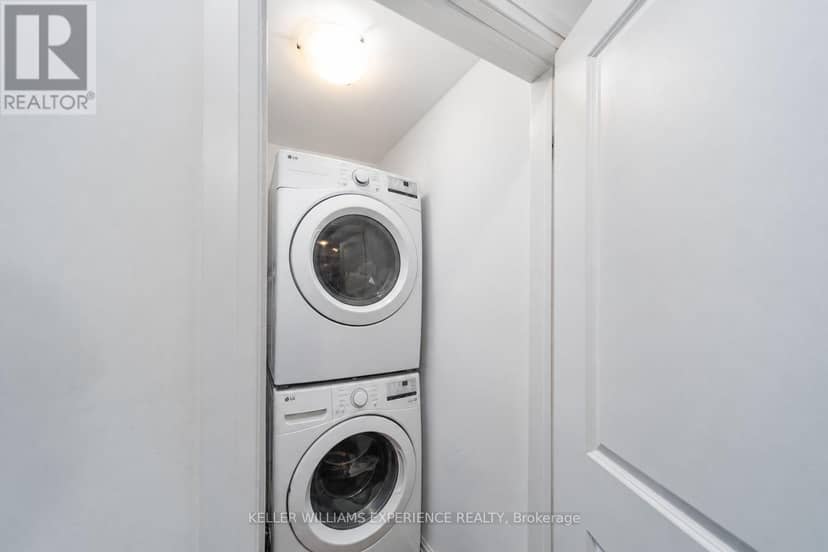 113 - 302 Essa Road — photo 10 of 18