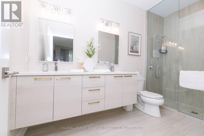 63 Campbell Street — photo 20 of 38