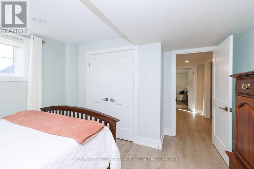 63 Campbell Street — photo 23 of 38