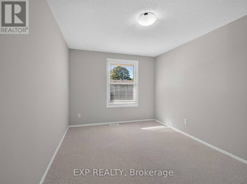20 - 242 Lakeport Road — photo 17 of 37