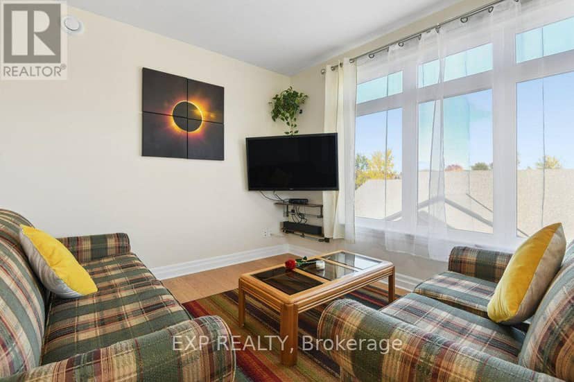 202 - 1109 Millwood Avenue — photo 11 of 36