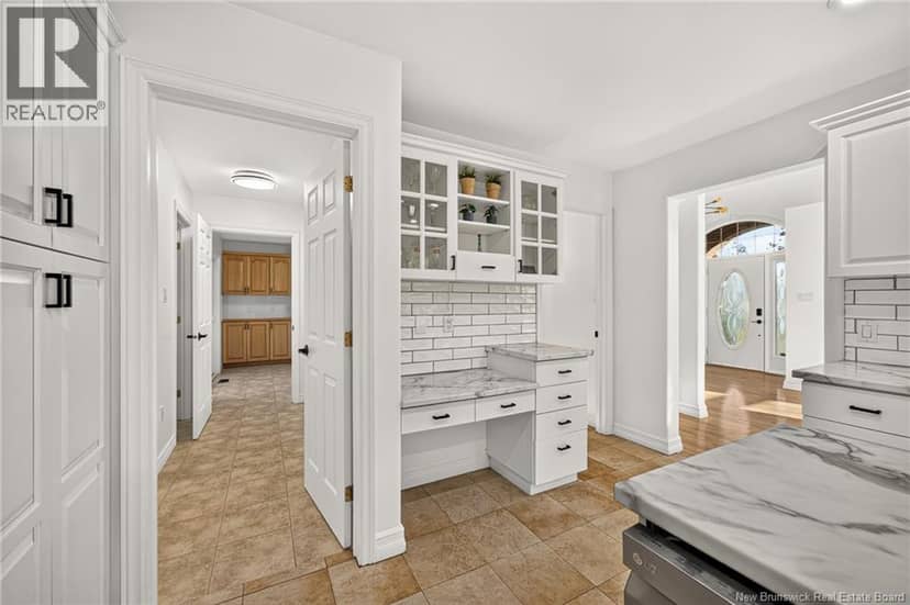 95 Congressional Crescent — photo 10 of 40