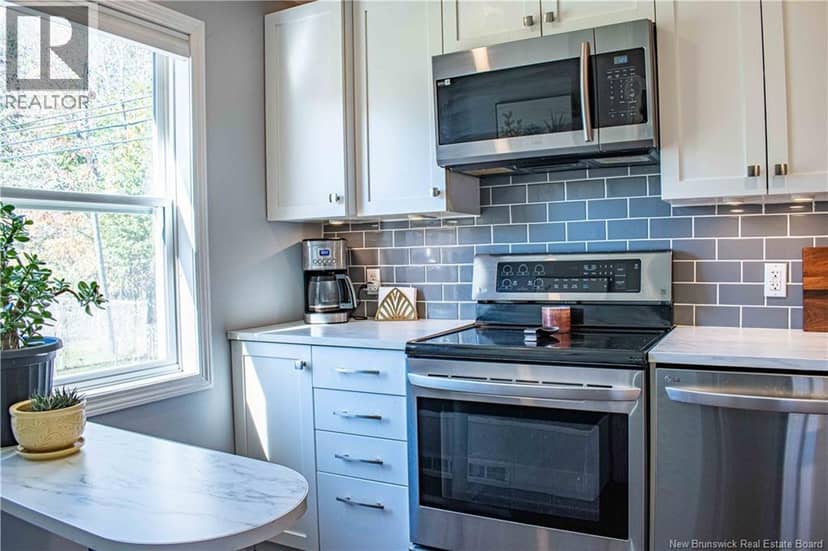 18 Deer Park Drive — photo 14 of 40