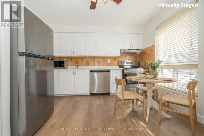 51 - 707 Burnhamthorpe Road, Toronto, photo 3