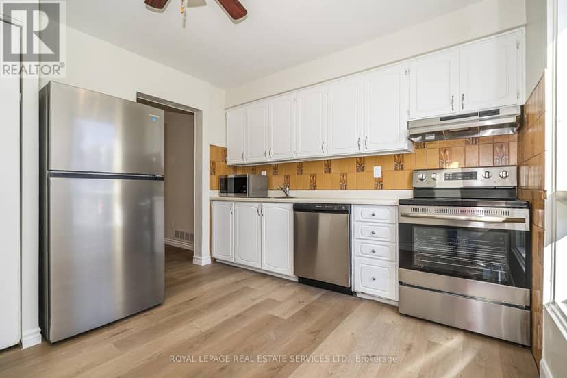 51 - 707 Burnhamthorpe Road, Toronto, photo 4