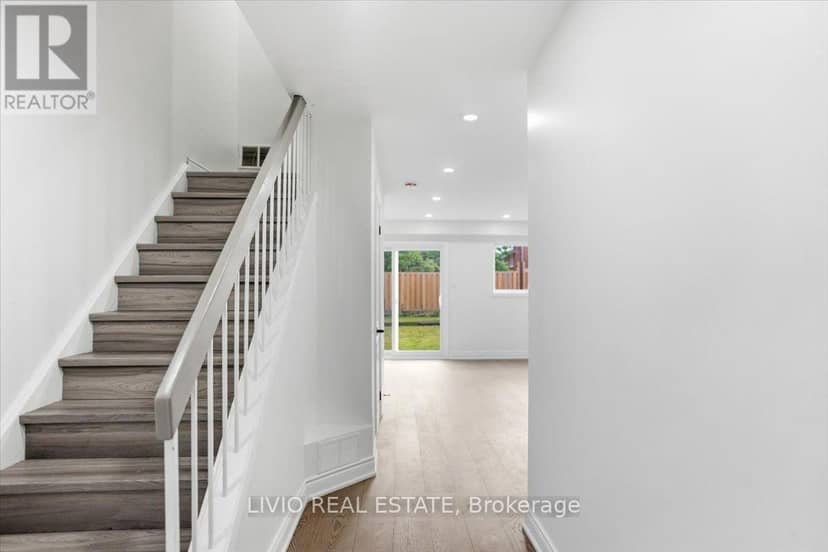 4002 Brandon Gate Drive, Mississauga, photo 3