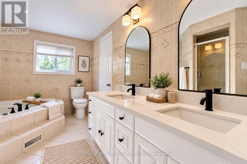 297 Kingsbridge Garden — photo 15 of 23
