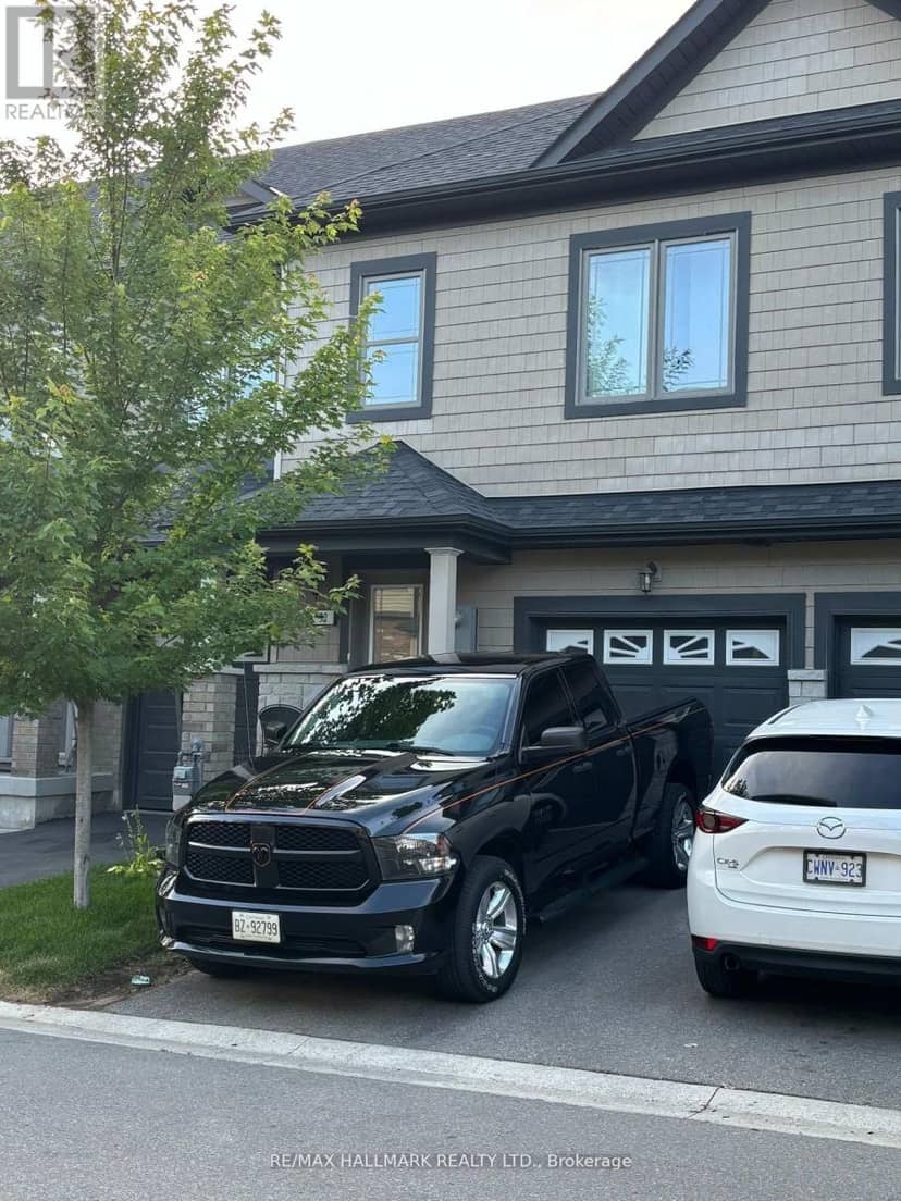 32 Deneb Road, Barrie, photo 2