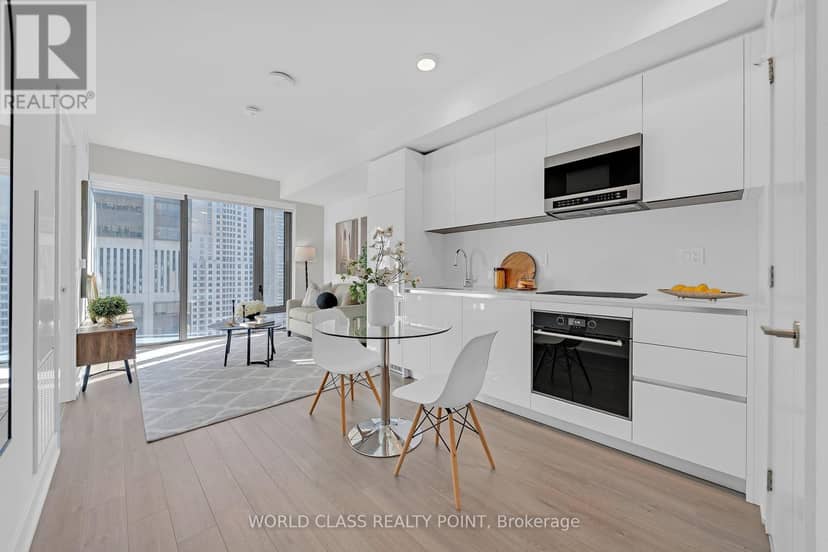 2404 - 8 Cumberland Street, Toronto, photo 8