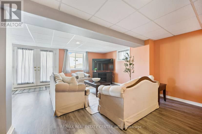 27 Triller Avenue — photo 22 of 40