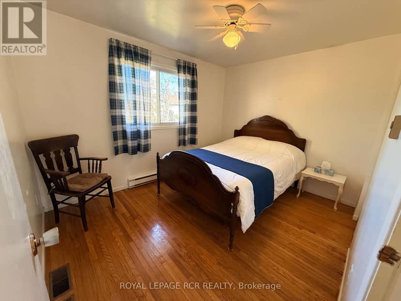 466 Sandhill Court — photo 11 of 29